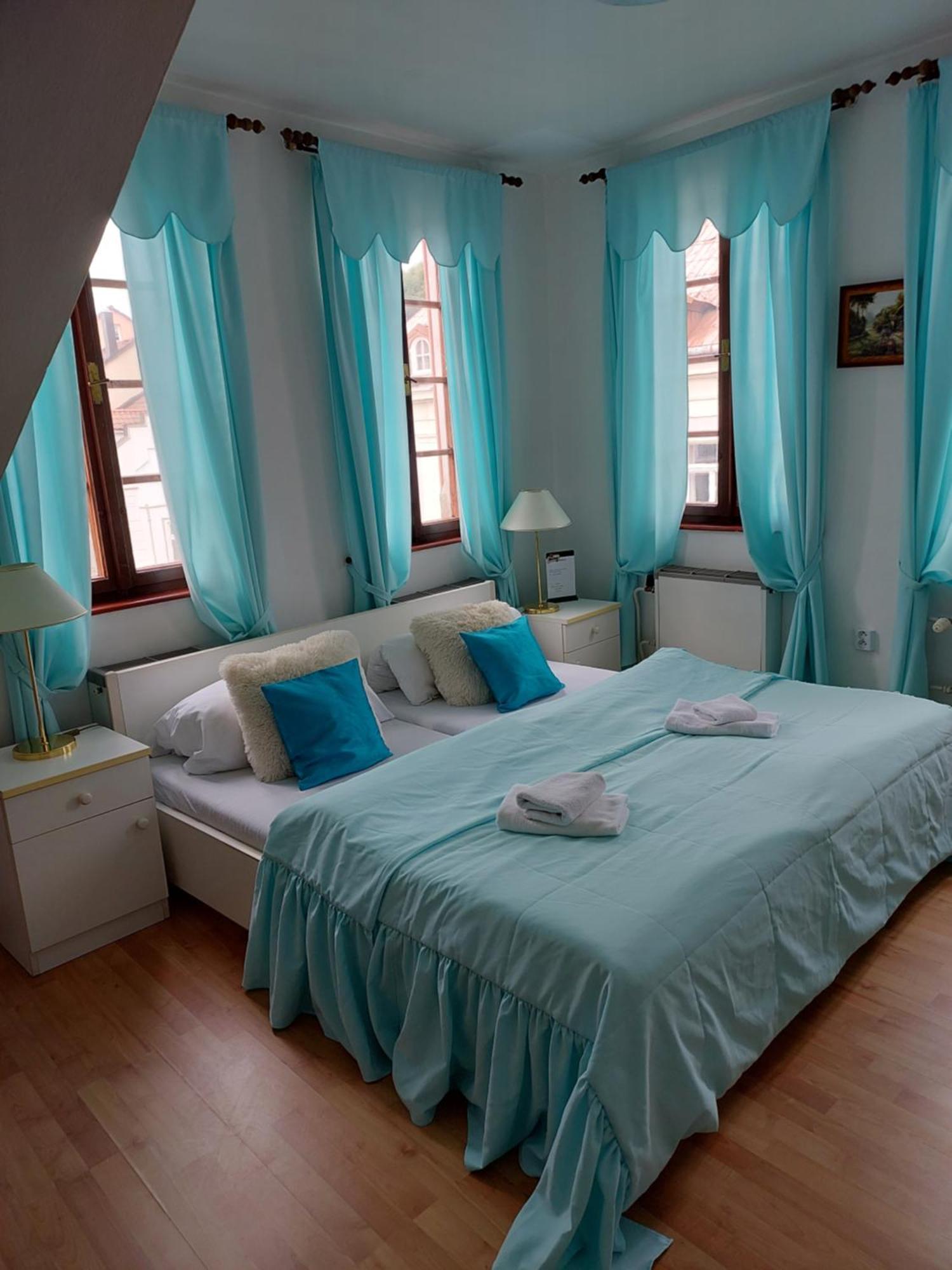 Hotel Asila Κάρλοβι Βάρι Εξωτερικό φωτογραφία