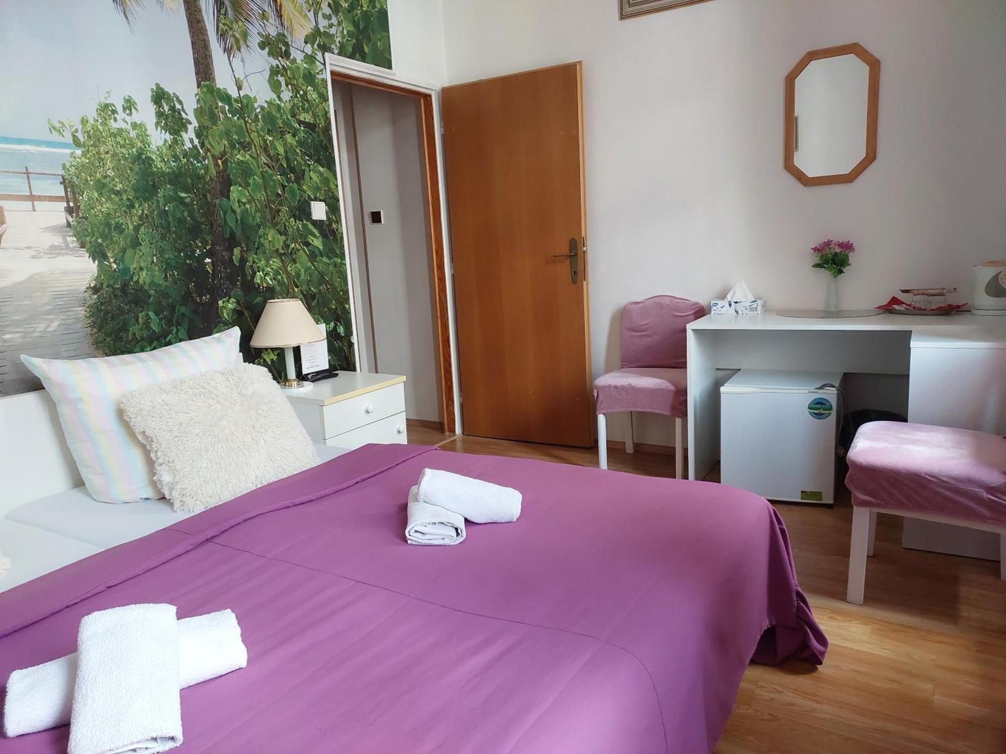 Hotel Asila Κάρλοβι Βάρι Εξωτερικό φωτογραφία